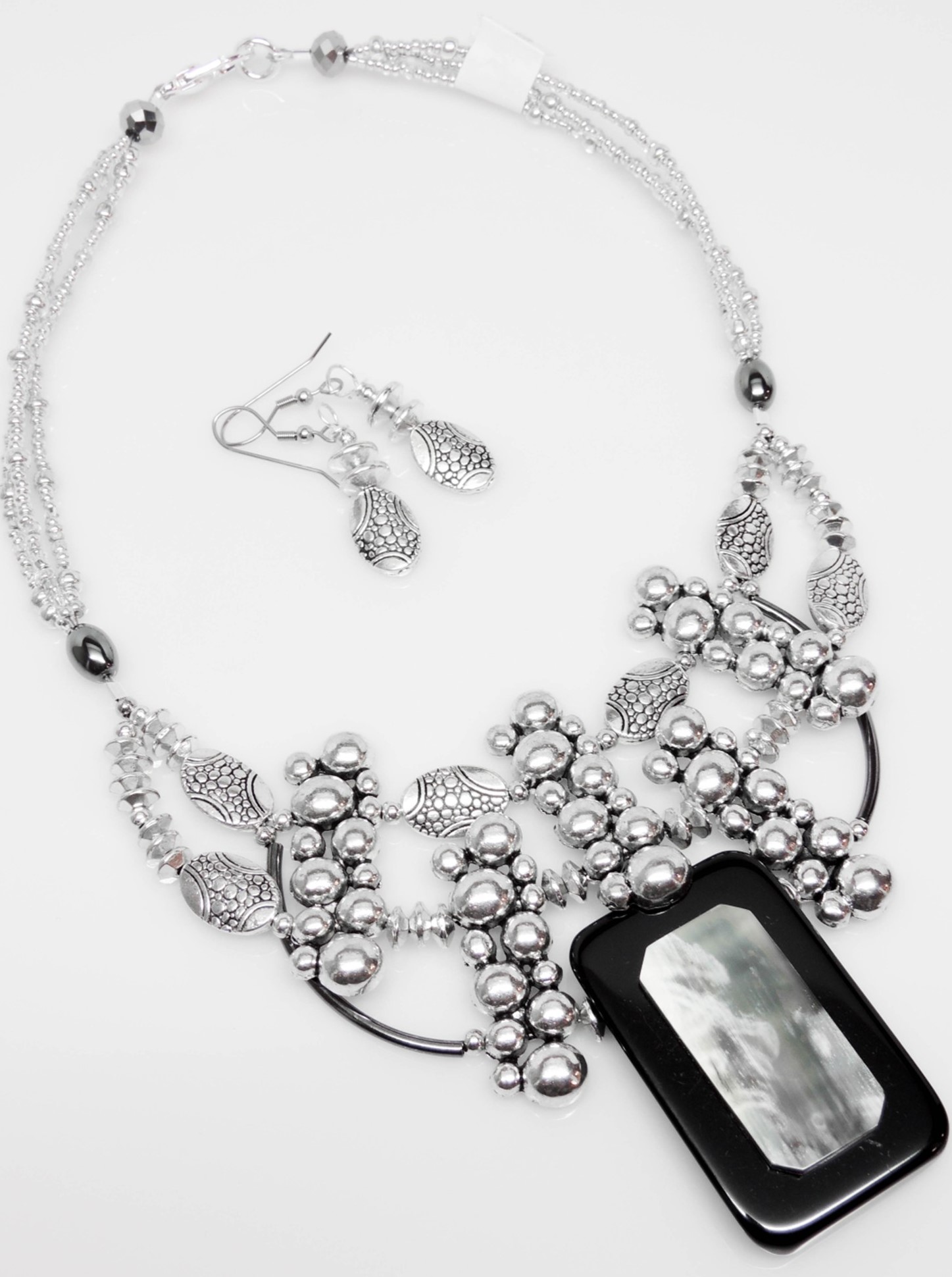 M&M LINKS JEWELRY