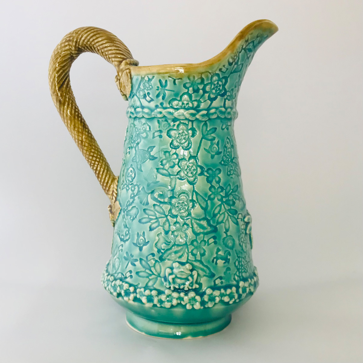 Iris Grundler Pottery